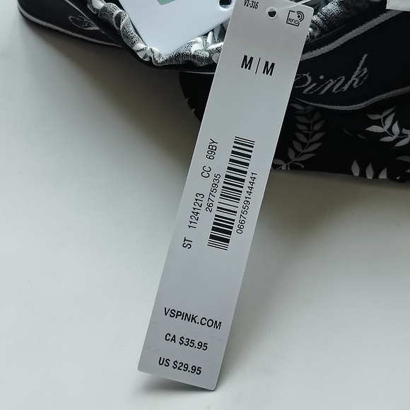 NWT PINK VICTORIA'S SECRET TENCEL BOXY PAJAMA SHORTS IN PURE BLACK LAUREL LOGO M - Picture 7 of 8